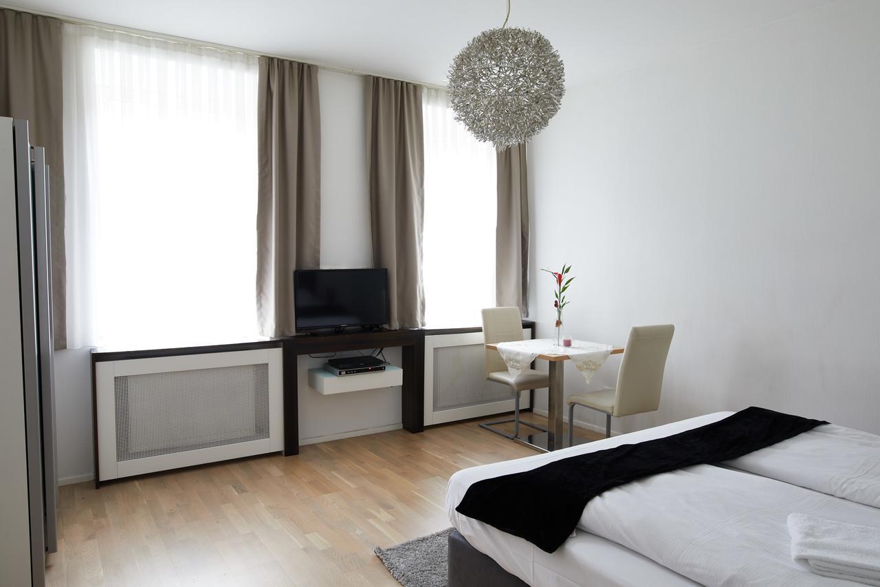Gardeneden Apartments Wina Bagian luar foto
