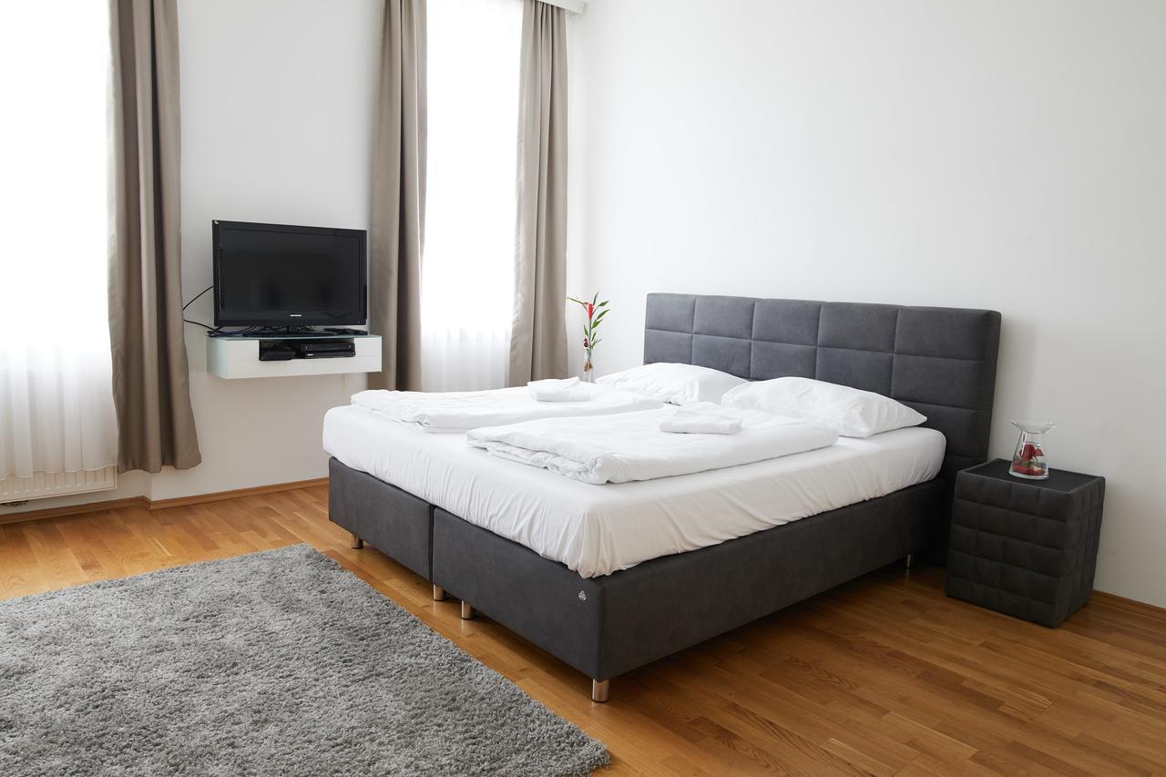 Gardeneden Apartments Wina Bagian luar foto
