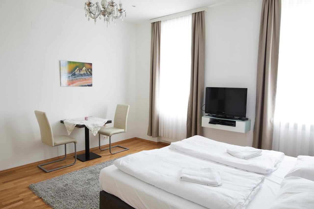 Gardeneden Apartments Wina Bagian luar foto