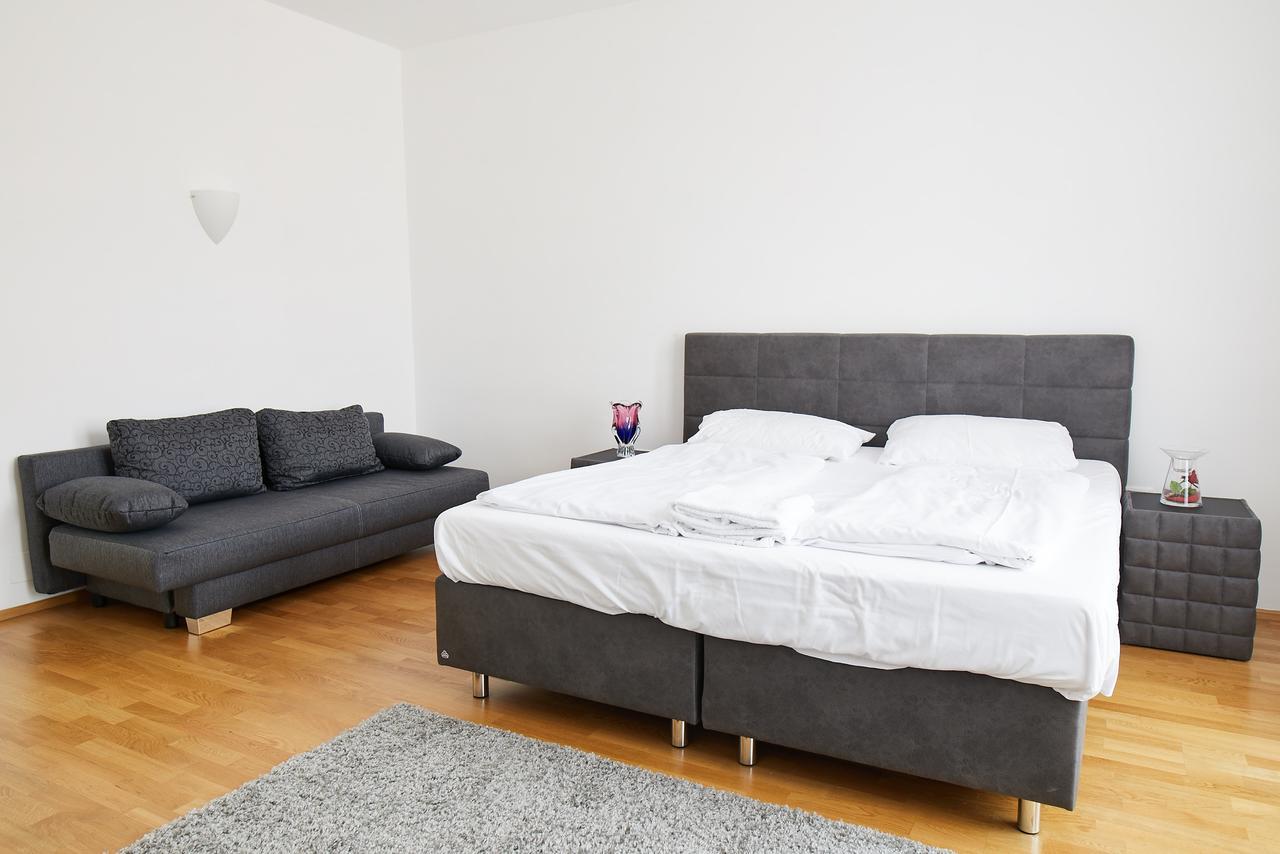 Gardeneden Apartments Wina Bagian luar foto