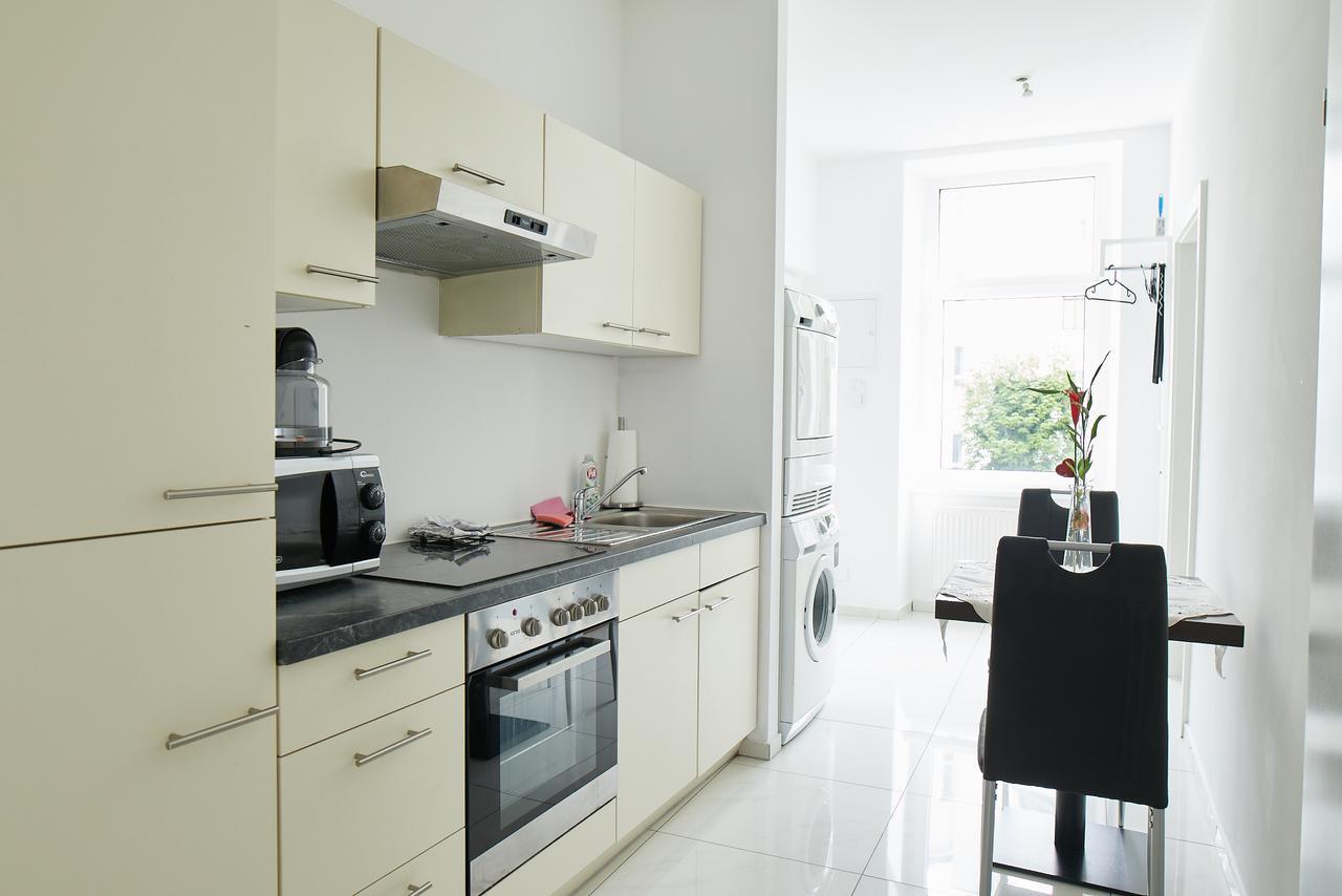 Gardeneden Apartments Wina Bagian luar foto