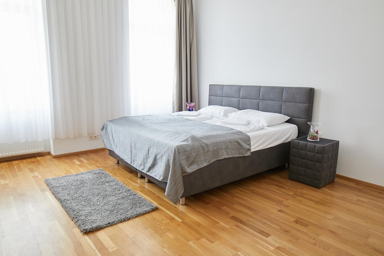 Gardeneden Apartments Wina Bagian luar foto